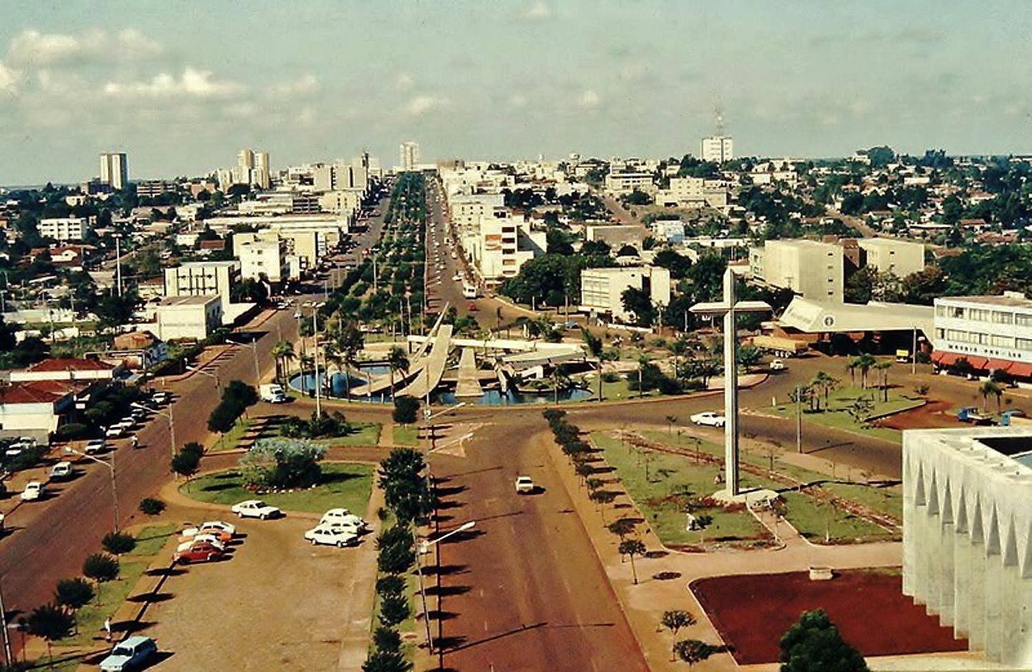 Praça do Migrante, em Cascavel - Década de 1980