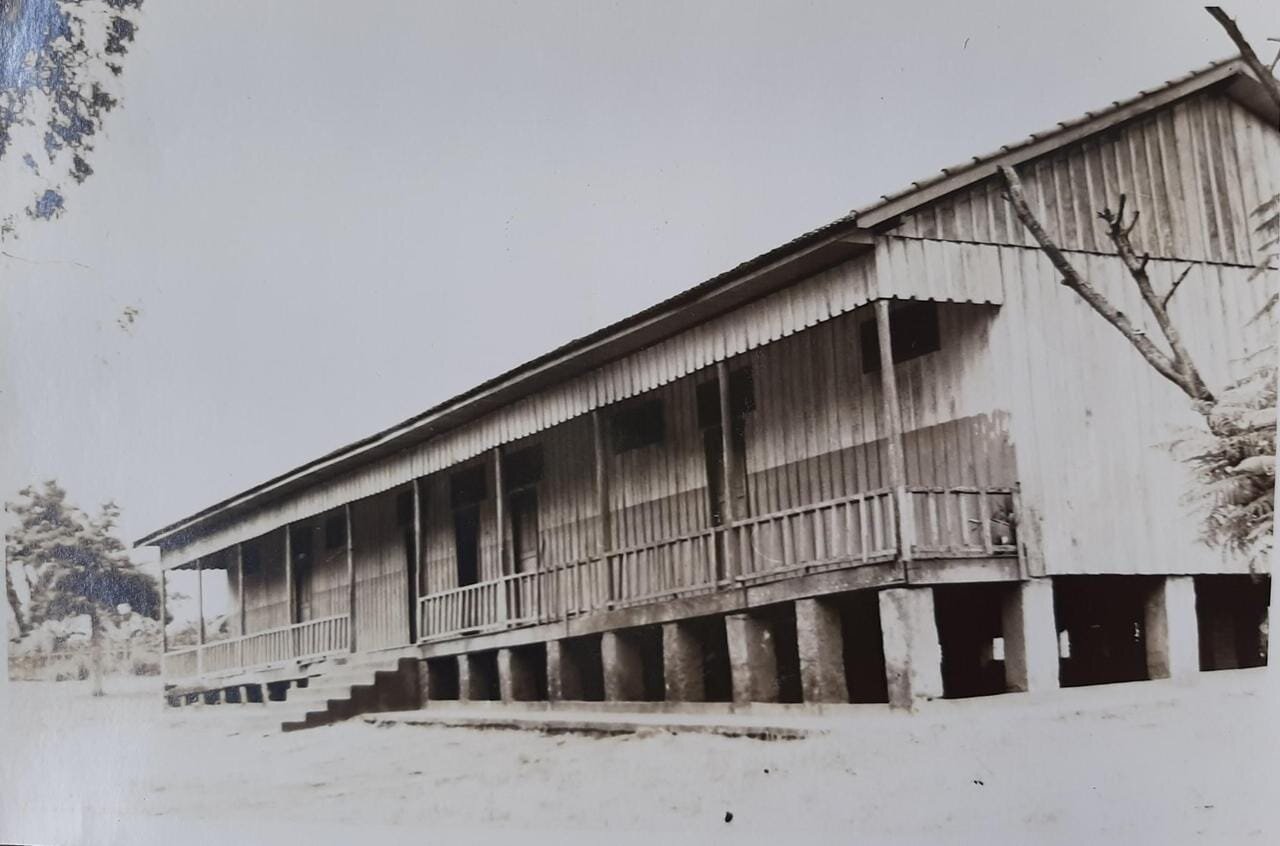 Escola Municipal Barão do Rio Branco, em Mandaguaçu - Ano desconhecido