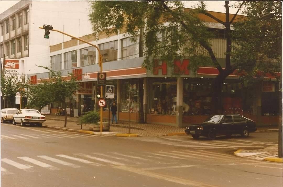 Lojas Hermes Macedo, em Apucarana - Década de 1990