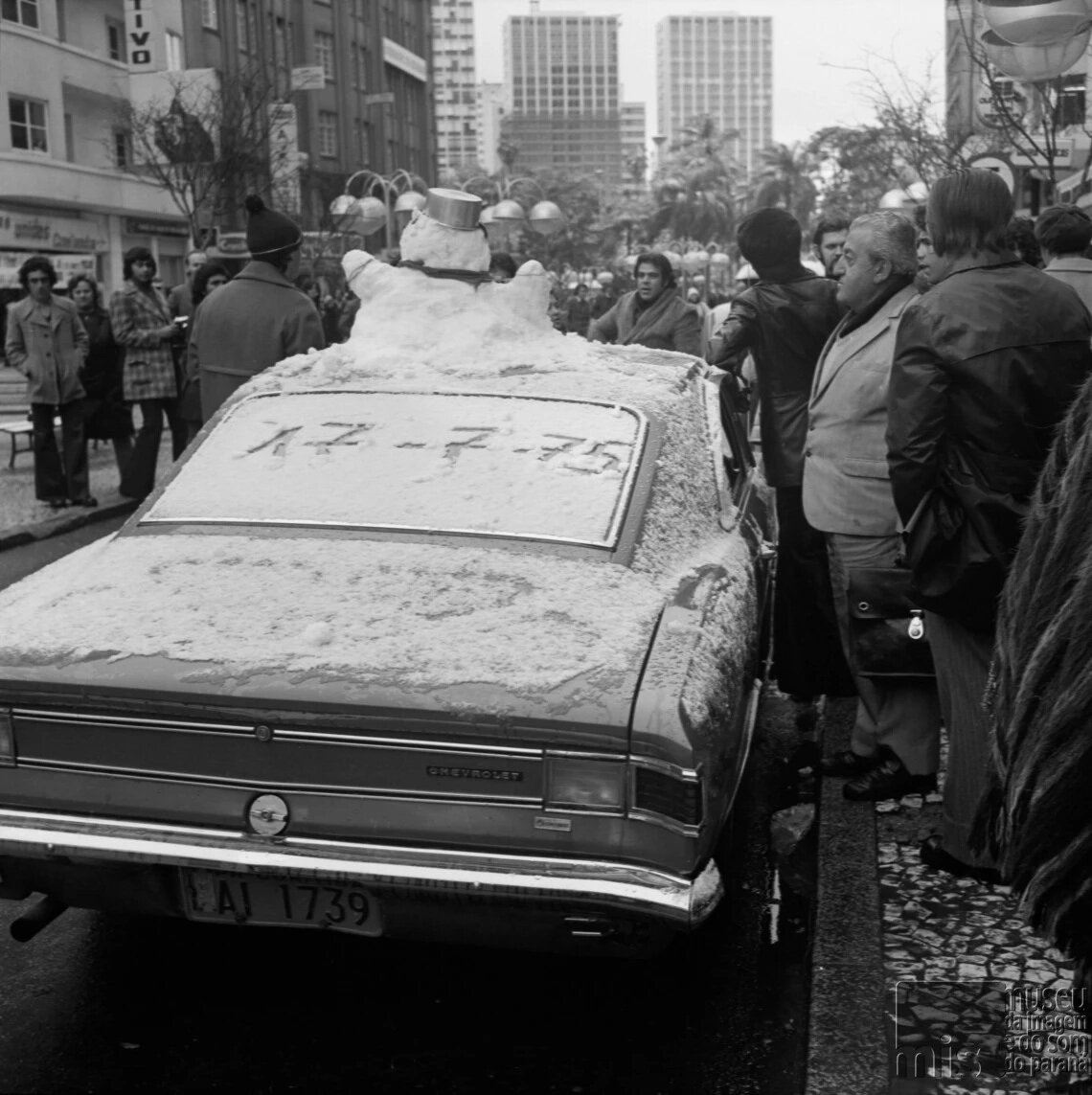Neve em Curitiba - Julho de 1975