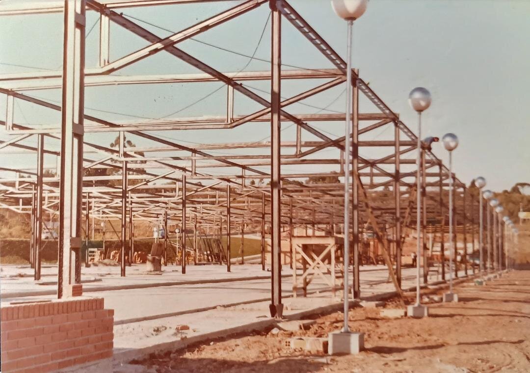 Construção do Terminal do Santa Cândida - Década de 1980