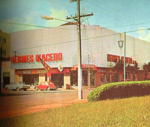 Lojas Hermes Macedo, em Arapongas - Década de 1970
