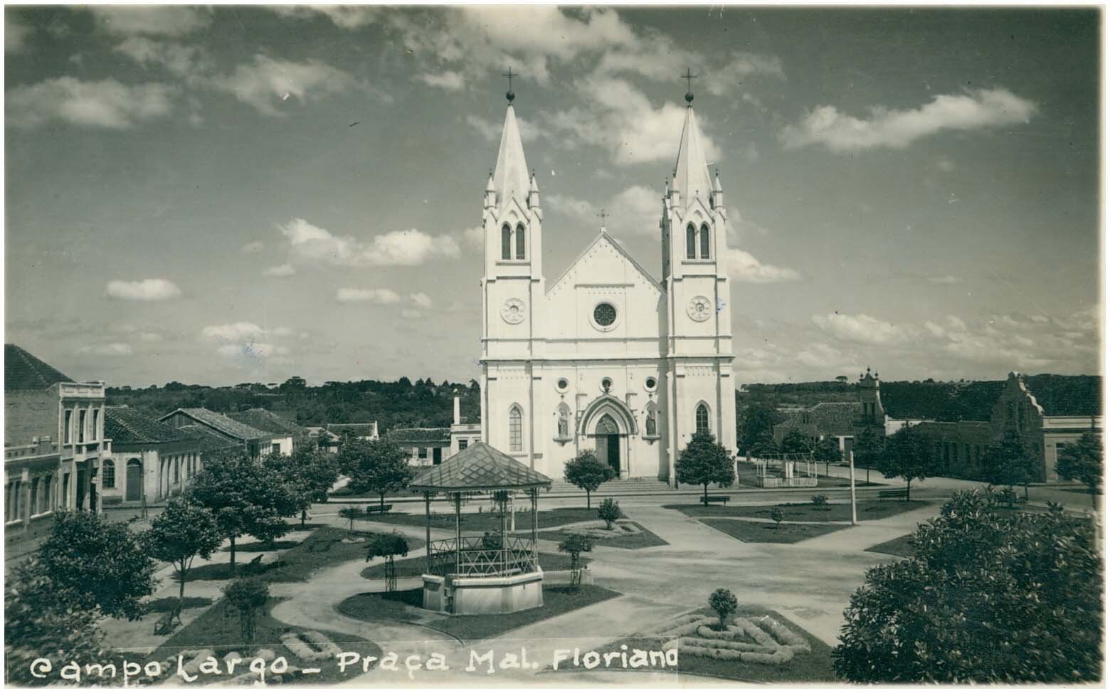 Paróquia Nossa Senhora da Piedade, em Campo Largo - Década de 1960