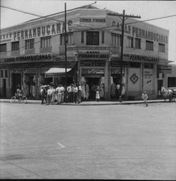 Casas Pernambucanas, em Bandeirantes - Década de 1960