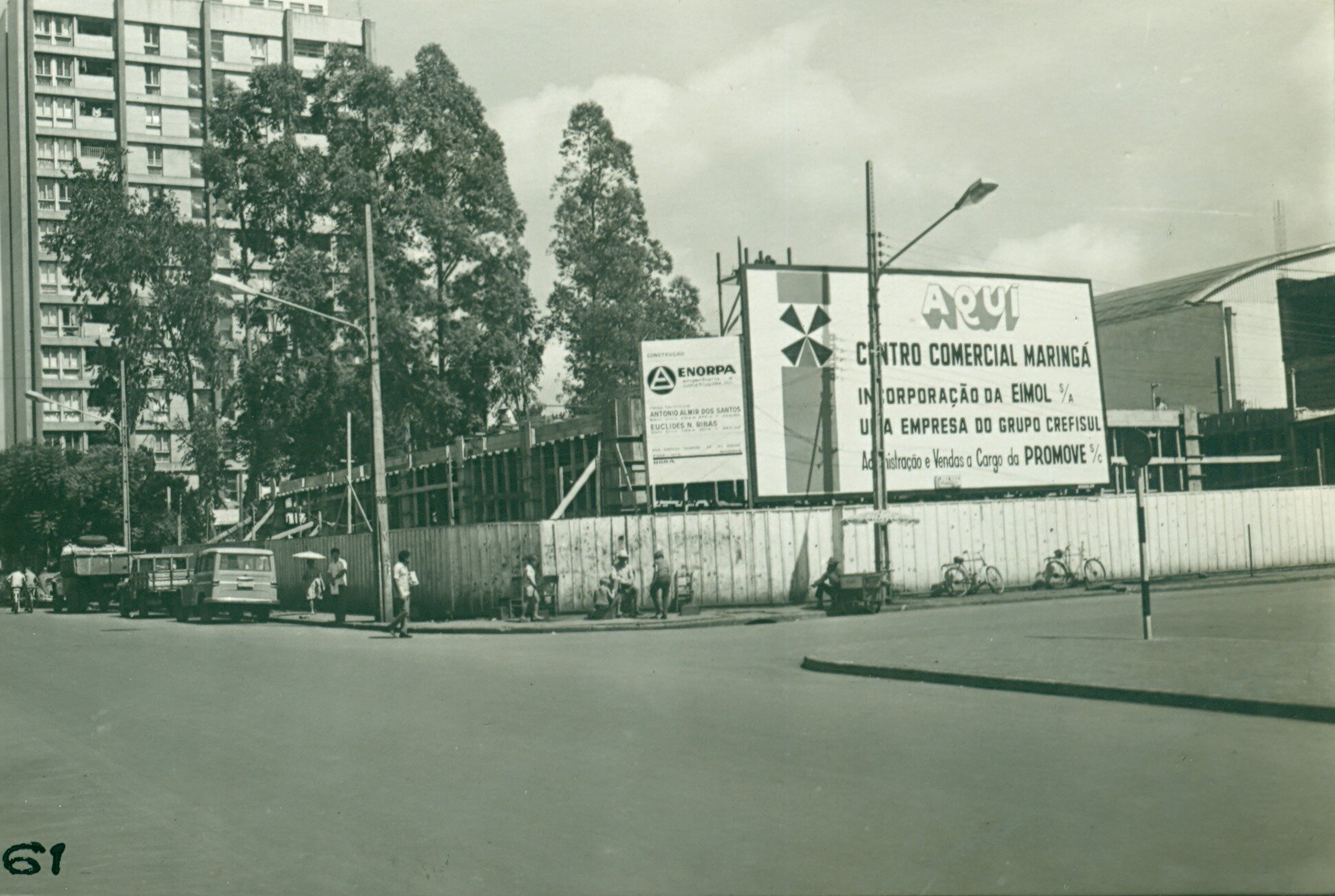 Início da Construção do Centro Comercial Maringá - 1972