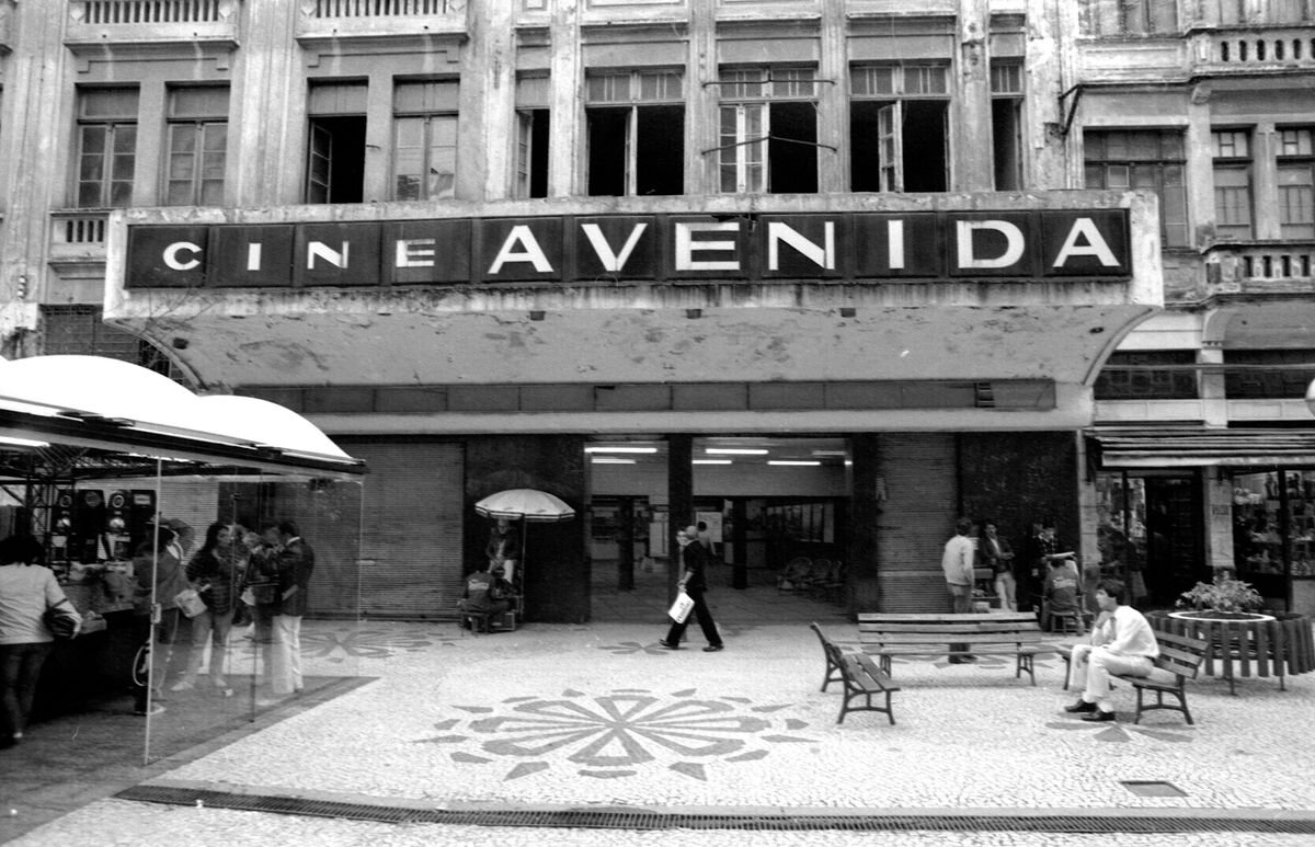 Cine Avenida, em Curitiba - Década de 1980