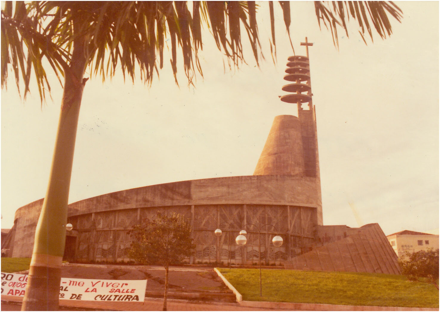 Catedral Cristo Rei, em Toledo - Anos 1990